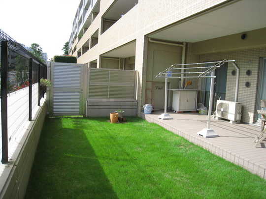 Local appearance photo