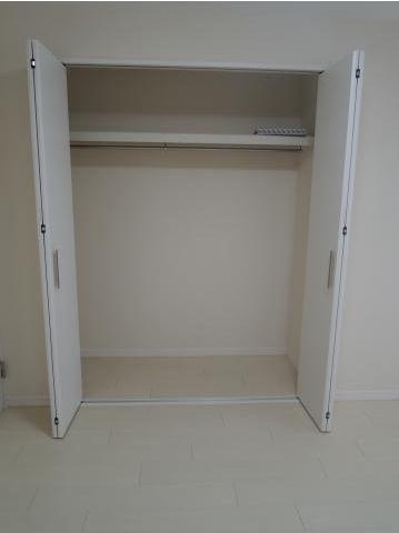 Receipt. Large black - Georgette Yes