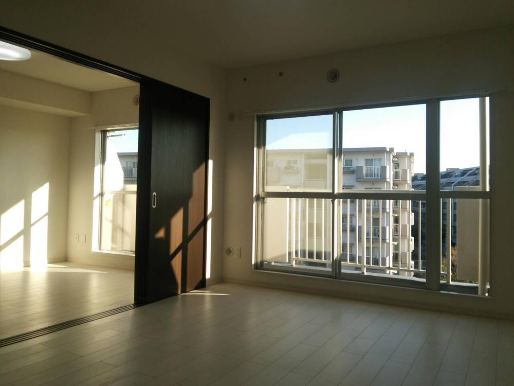 Living. Indoor (12 May 2013) Shooting