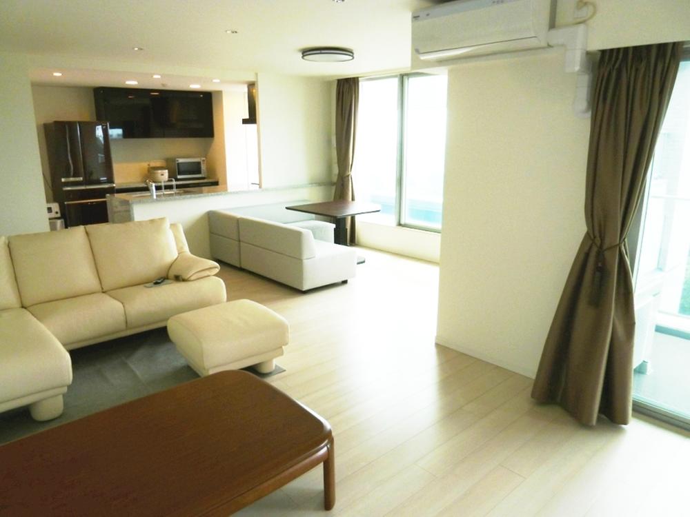 Living. Room (August 2013) Shooting