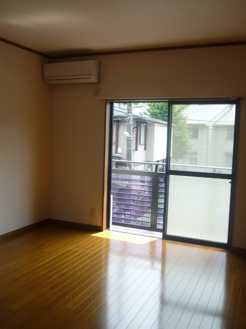 Living and room. Flooring