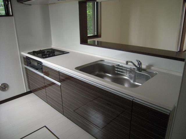 Same specifications photo (kitchen)