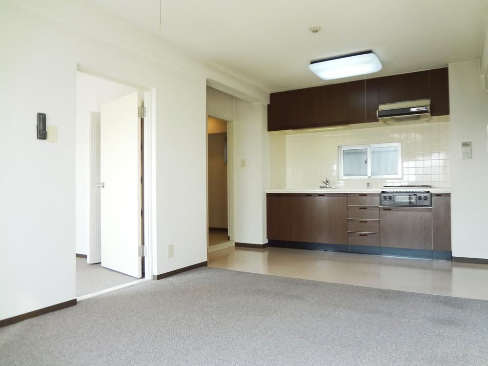 Living. Indoor (11 May 2013) Shooting