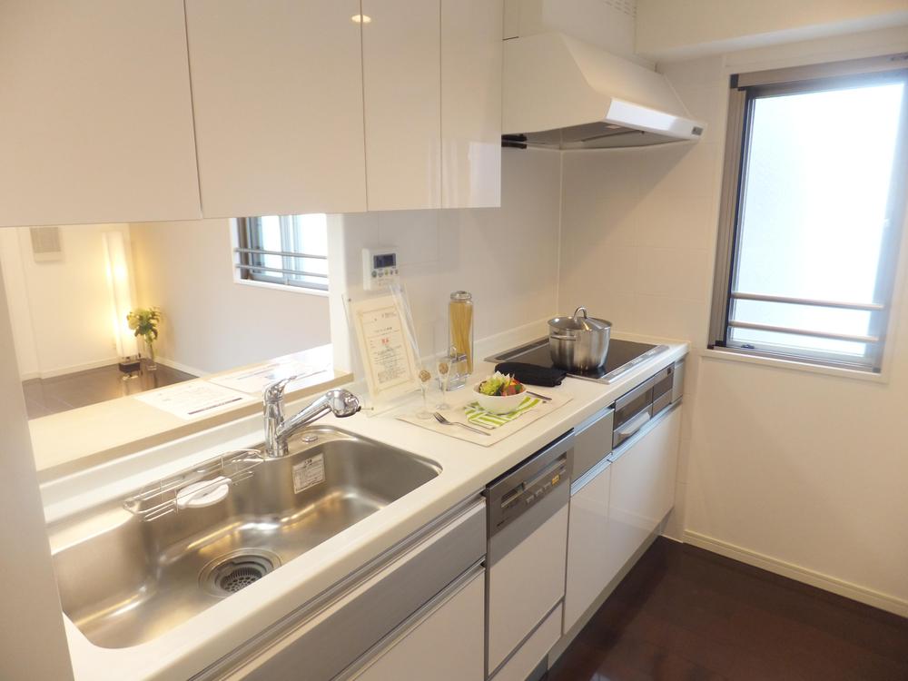 Kitchen. Indoor (September 2013) Shooting