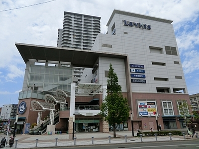 Shopping centre. La Vista Shinsugita until the (shopping center) 504m