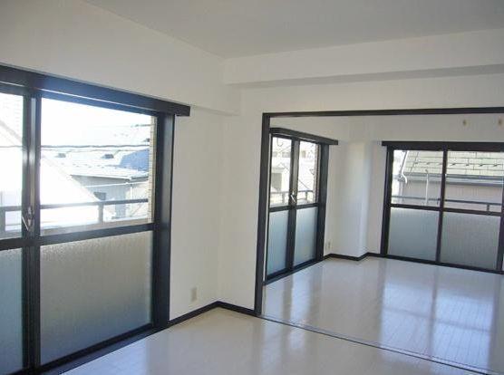 Living. Indoor (11 May 2013) Shooting