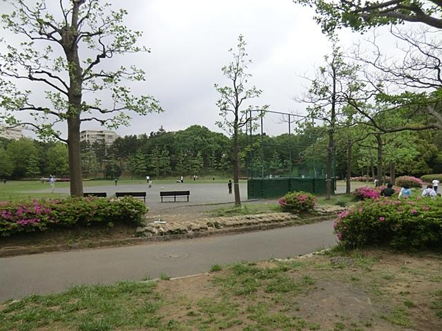 park. Is children and pet and play Omoikkiri enjoy park holiday in the 650m lush large park to Hisayoshi 岐公 Garden. 