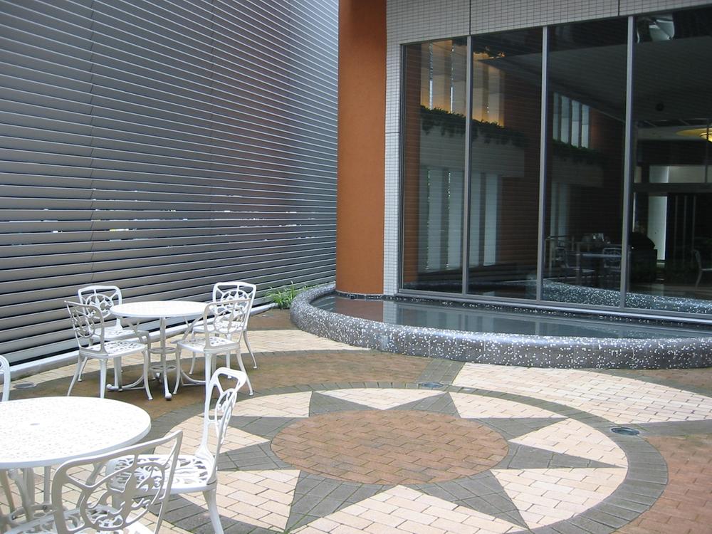 Other common areas. courtyard