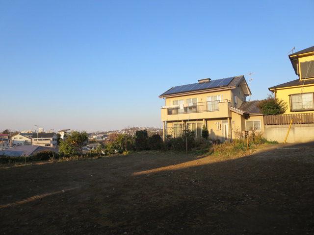 View photos from the dwelling unit. View from the site (December 2013) Shooting