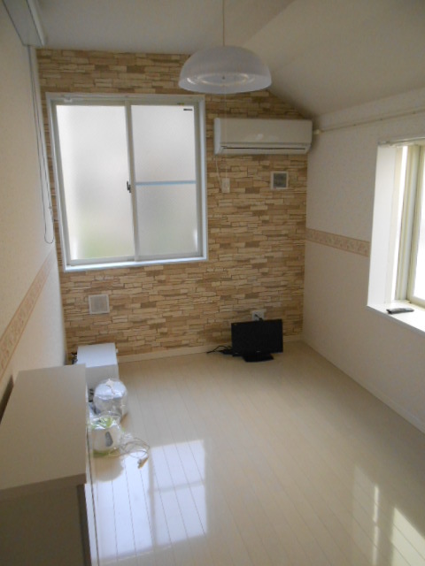 Living and room. With consumer electronics