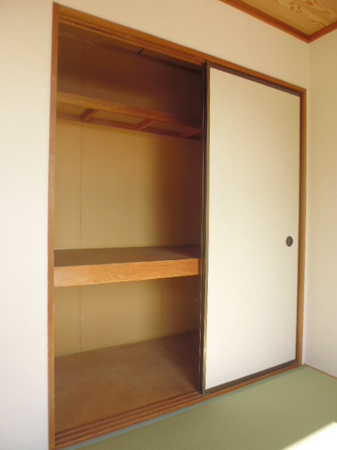 Other Equipment. Closet Japanese-style room