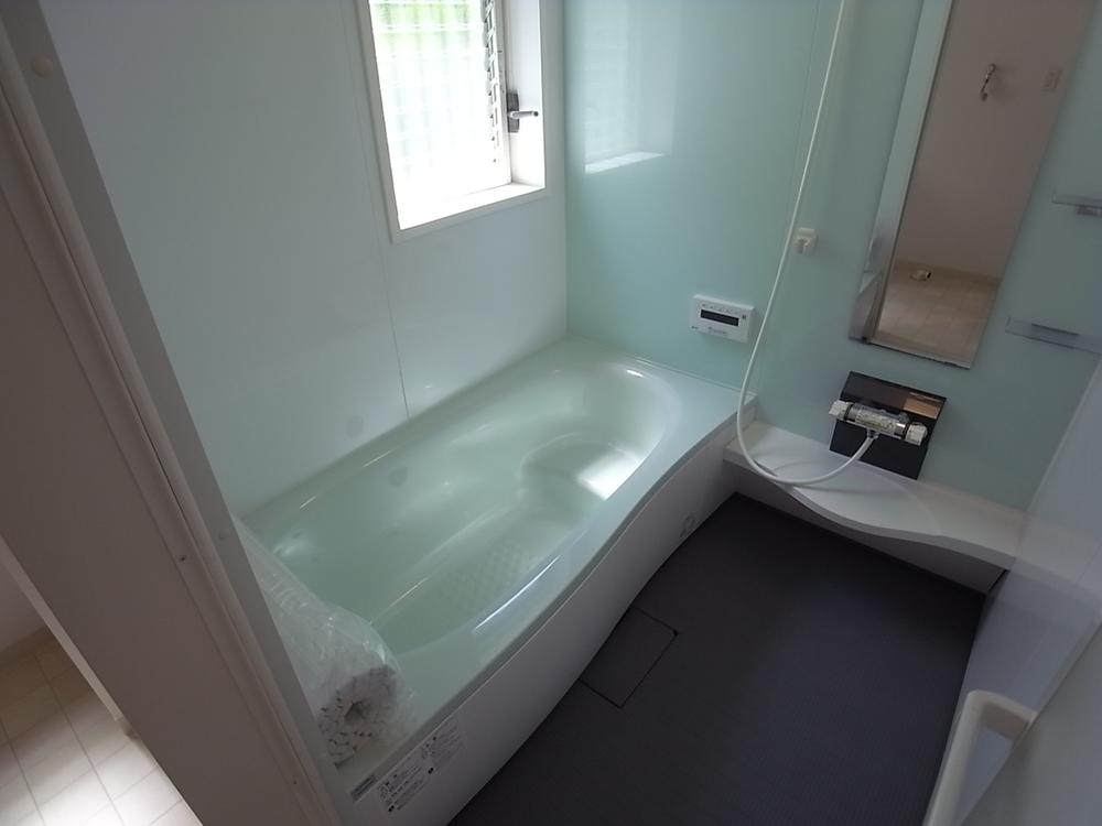 Bathroom. Room (May 2013) Shooting