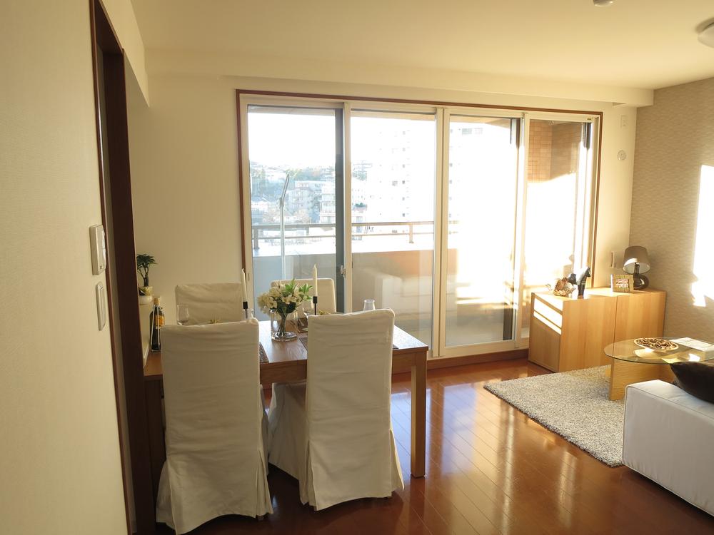 Living.  ☆ living ☆