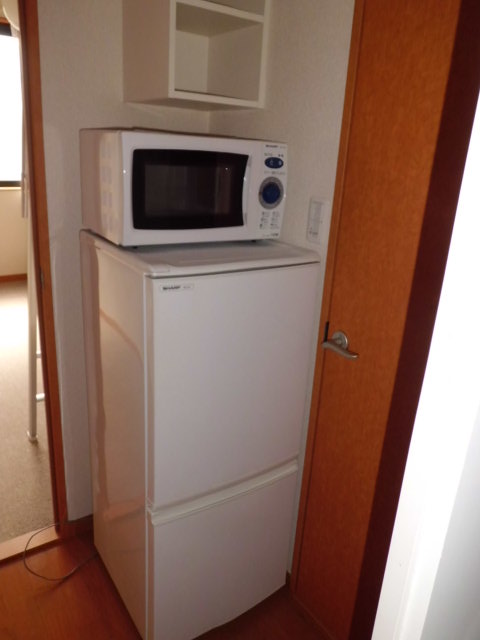 Other Equipment. refrigerator Denkoto range