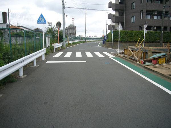 Local photos, including front road. Local (September 2013) Shooting