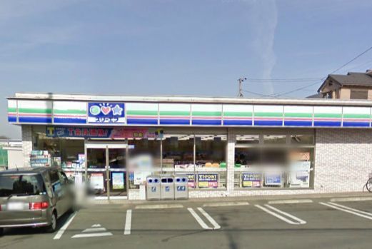 Convenience store. Three F until the (convenience store) 502m