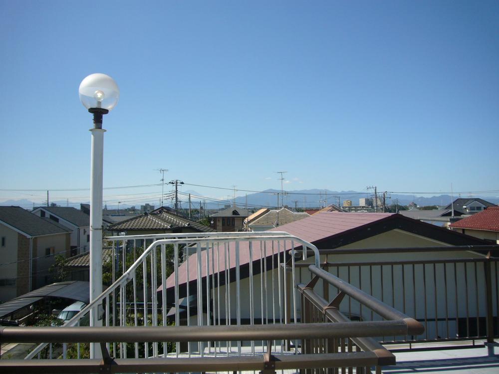 View photos from the dwelling unit. (September 2013) from the shooting rooftop roof balcony, Mount Fuji is visible on a clear day