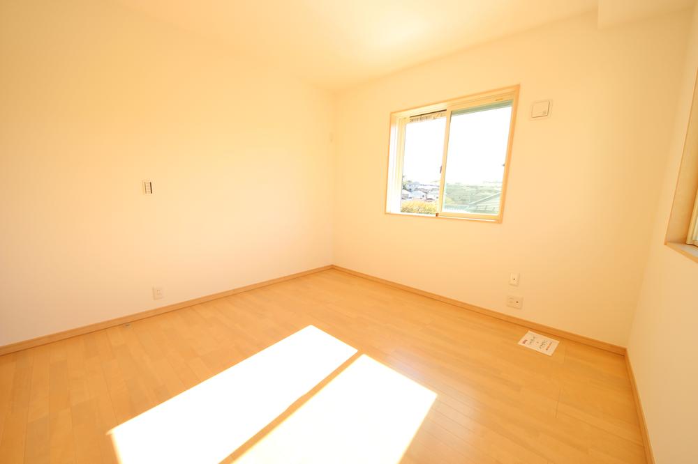 Non-living room. Same specifications Western-style 2