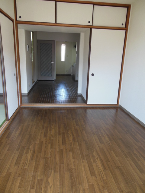Living and room