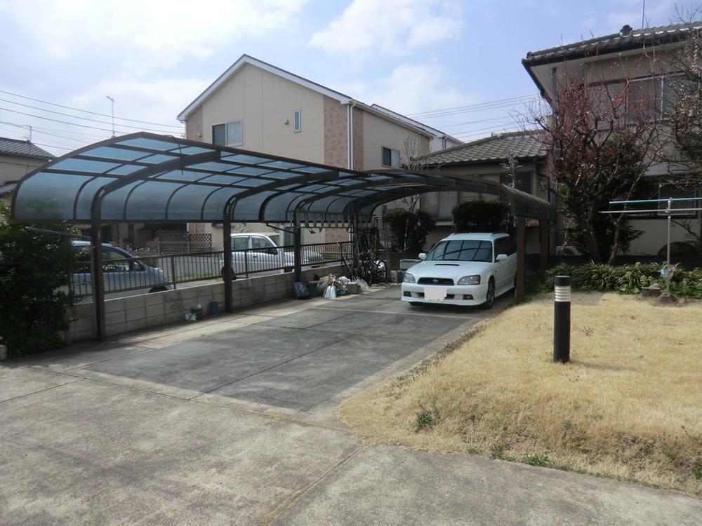 Parking lot. Local (March 2013) Shooting