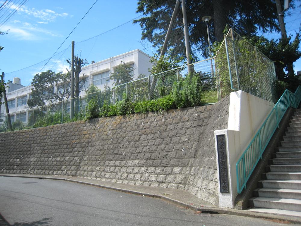 Primary school. 509m to Yokohama City Tachioka Tsu Elementary School