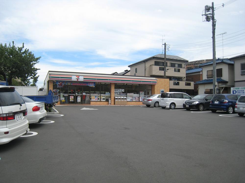 Convenience store. 220m to Seven-Eleven Yokohama Okozu the town shop