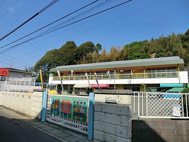 kindergarten ・ Nursery. 136m this zoo until Yayoi stand kindergarten, At a facility that is suitable for young children, So that it can be fun pretend play with my friends, And by moving the body, And carefree To childcare as play turned black.