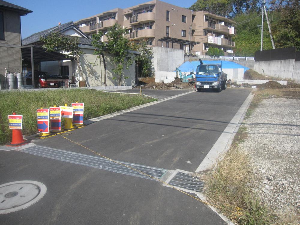 Local photos, including front road. 5 ・ 6 ・ 7 Building of local (11 May 2013) Shooting