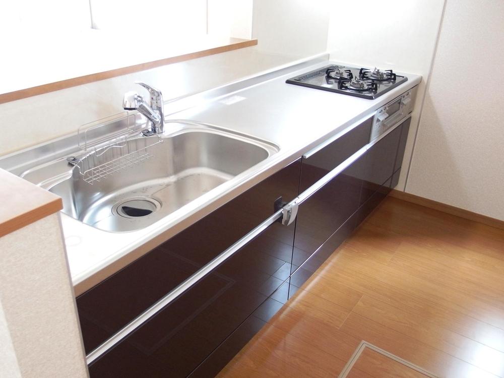 Same specifications photo (kitchen). Example of construction