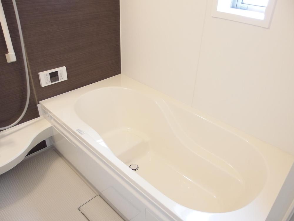 Same specifications photo (bathroom). Example of construction