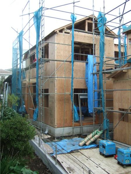 Local appearance photo. Local (11 May 2013) Shooting