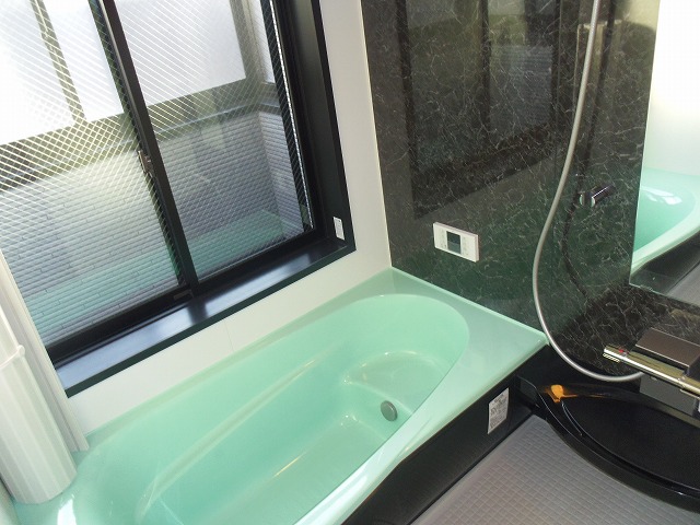 Bath. High-grade bus with add-fired function! !