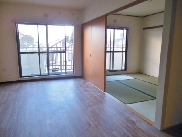 Living and room