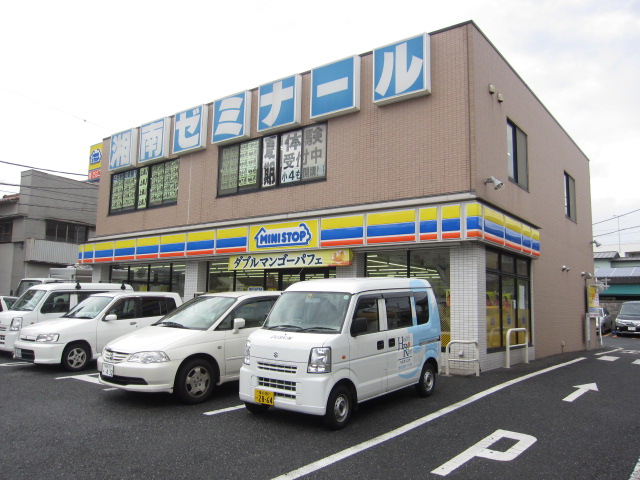 Convenience store. MINISTOP Izumi Nakatahigashi store up (convenience store) 343m