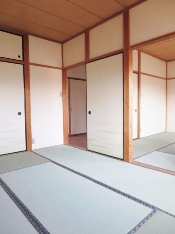 Living and room