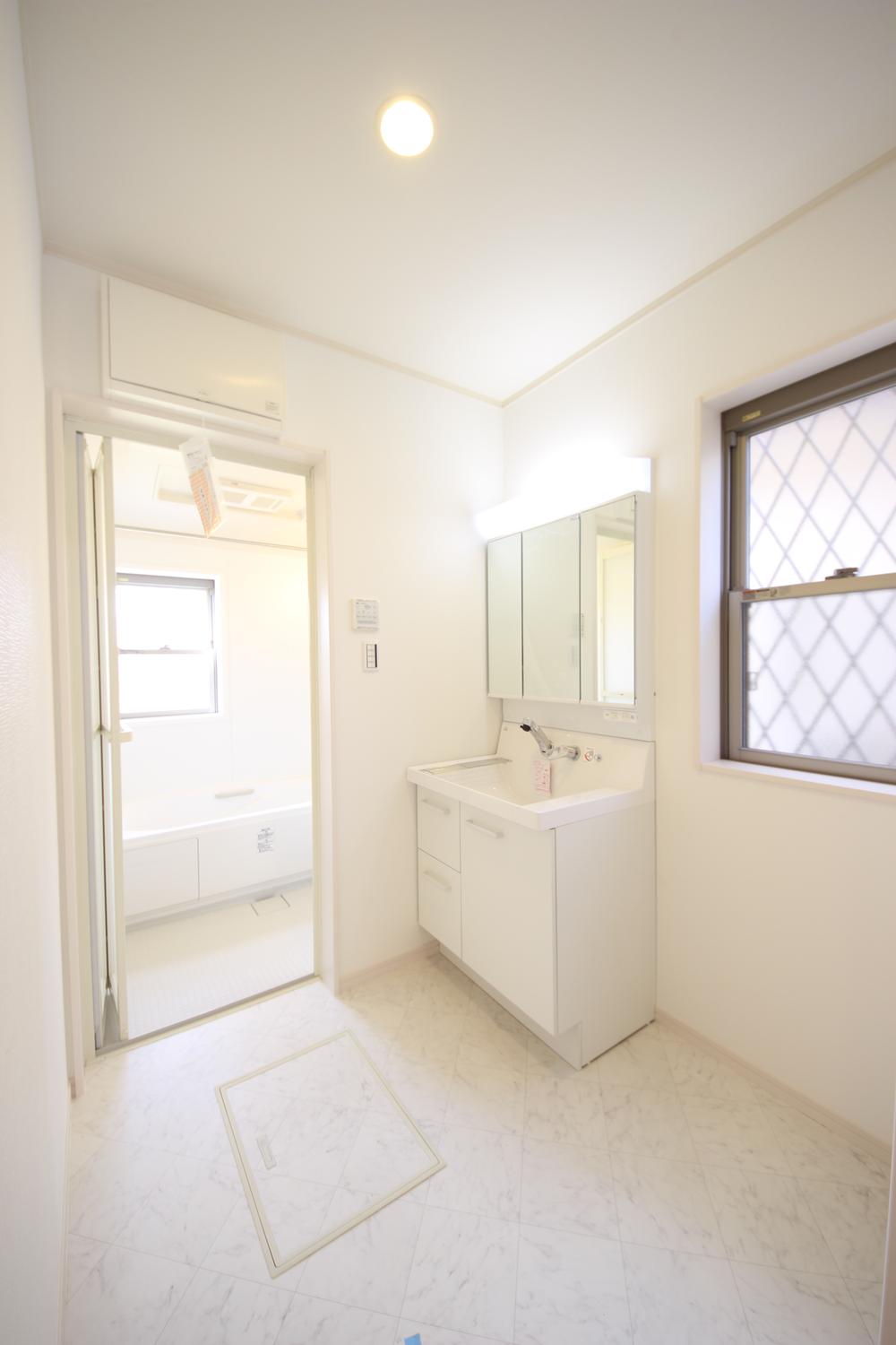 Same specifications photos (Other introspection). Dressing room