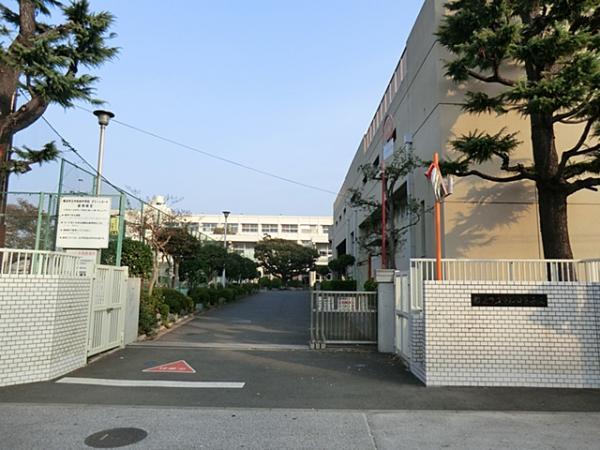 Junior high school. 1300m to neutralize Tanaka school