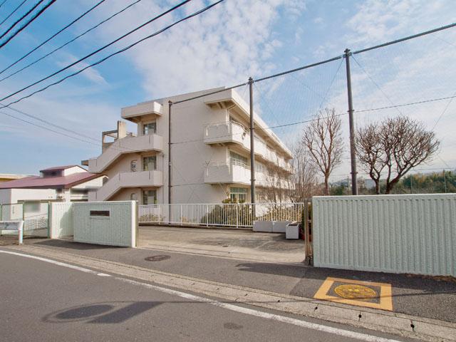 Primary school. 1145m to Yokohama Municipal Gumizawa Elementary School