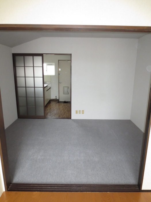 Living and room