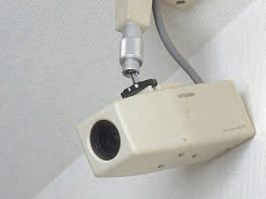 Security.  [Security cameras in common areas] In the communal area, Installing a security camera. To protect the peace of mind of living from, such as a suspicious person of intrusion. (Same specifications)
