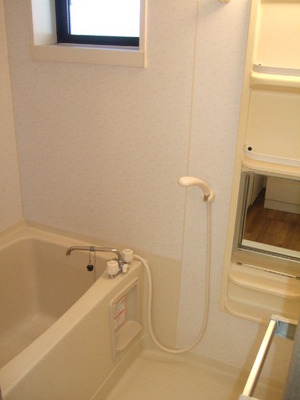 Bath. Bathroom  ※ The room is a picture of the inverted type