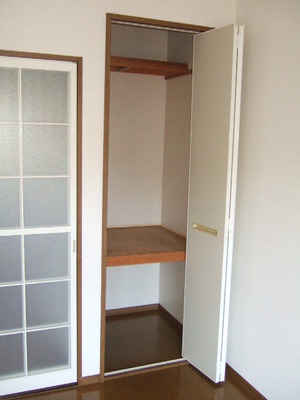 Receipt. Storage (Western-style) ※ The room is a picture of the inverted type