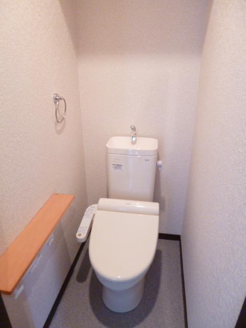 Toilet. Building 3 toilet