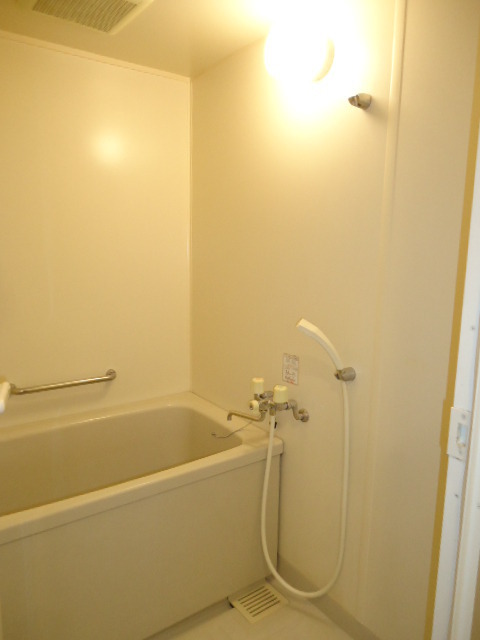 Bath. key money ・ No security deposit! Fully equipped