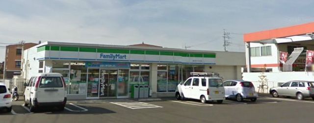 Convenience store. 611m to Family Mart (convenience store)