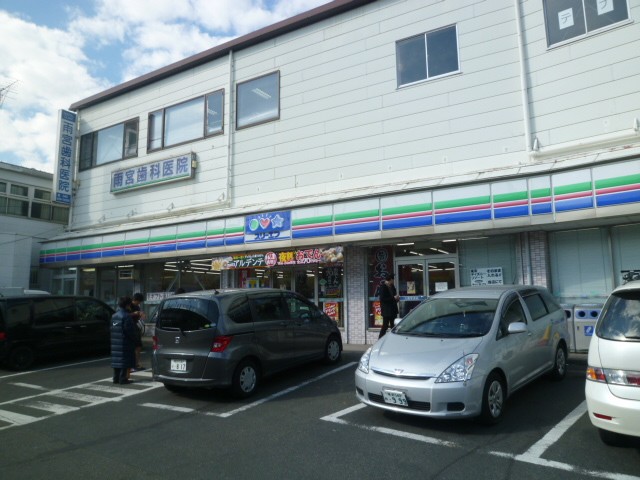 Convenience store. Three F until the (convenience store) 148m