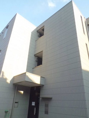 Building appearance. New construction 2014.1 completed Asahi Kasei of pet symbiotic rental housing