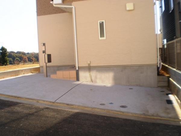 Parking lot