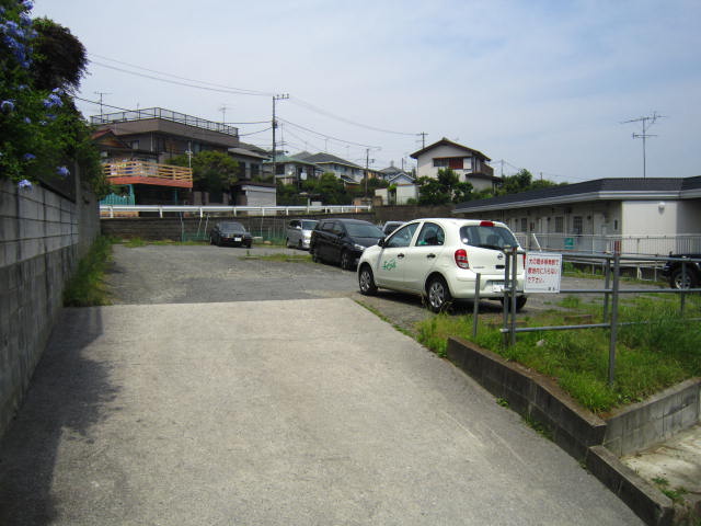 Parking lot