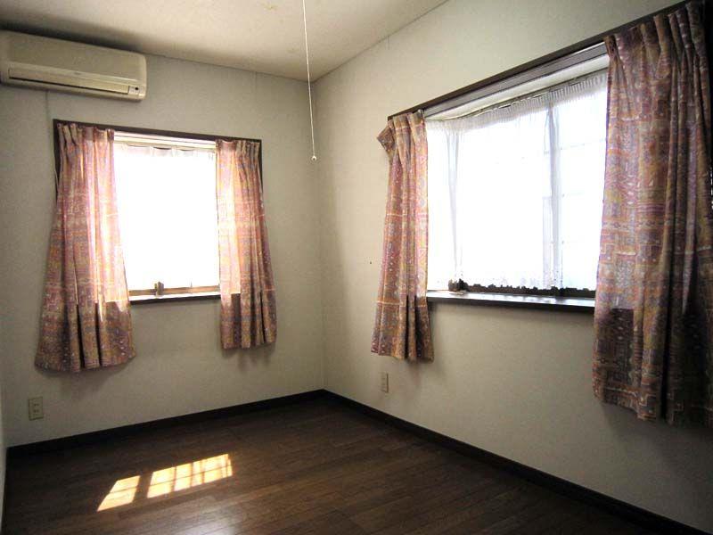 Non-living room